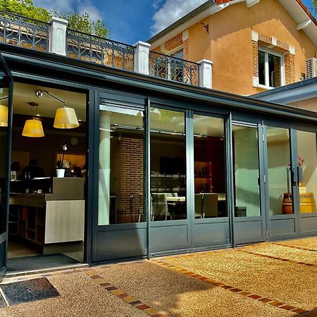 Les Loges Du Theatre Degustation Champagne Offerte Jacuzzi Sauna Jeux Velos Maison Prive 150M2 Historique 14Pers Max Emplacement Exceptionnel Et Chic, 200M De L'Avenue De Champagne, Gare, Musee, Jardins, Restaurations, Toutes Commodites Épernay Zewnętrze zdjęcie