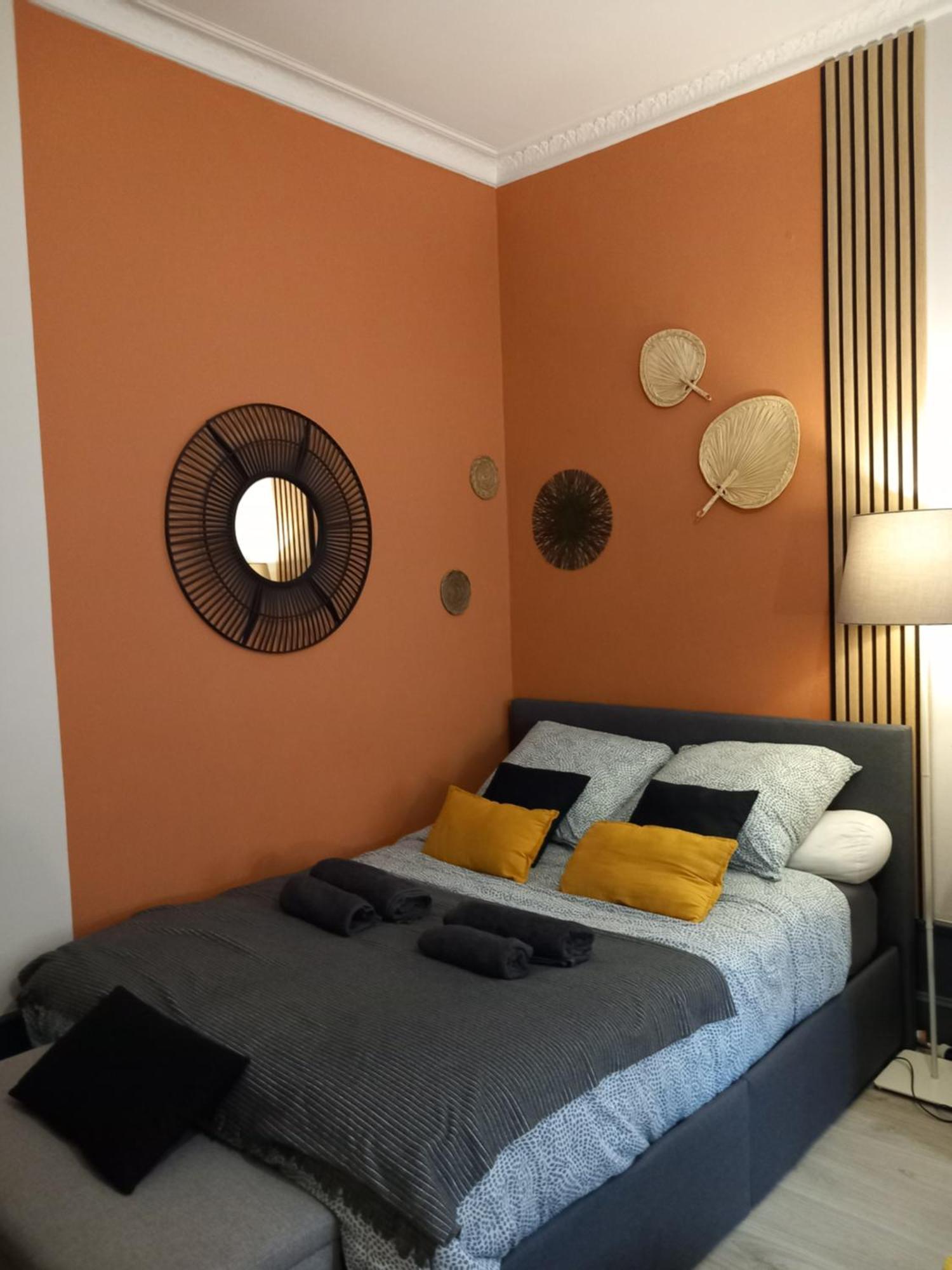Les Loges Du Theatre Degustation Champagne Offerte Jacuzzi Sauna Jeux Velos Maison Prive 150M2 Historique 14Pers Max Emplacement Exceptionnel Et Chic, 200M De L'Avenue De Champagne, Gare, Musee, Jardins, Restaurations, Toutes Commodites Épernay Zewnętrze zdjęcie
