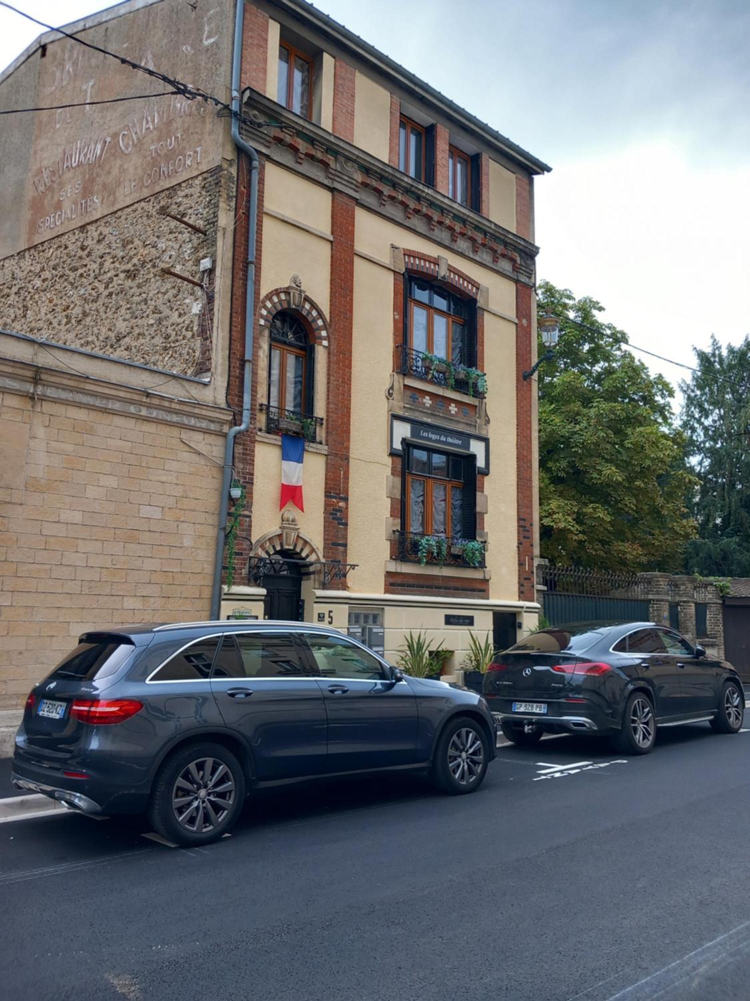 Les Loges Du Theatre Degustation Champagne Offerte Jacuzzi Sauna Jeux Velos Maison Prive 150M2 Historique 14Pers Max Emplacement Exceptionnel Et Chic, 200M De L'Avenue De Champagne, Gare, Musee, Jardins, Restaurations, Toutes Commodites Épernay Zewnętrze zdjęcie