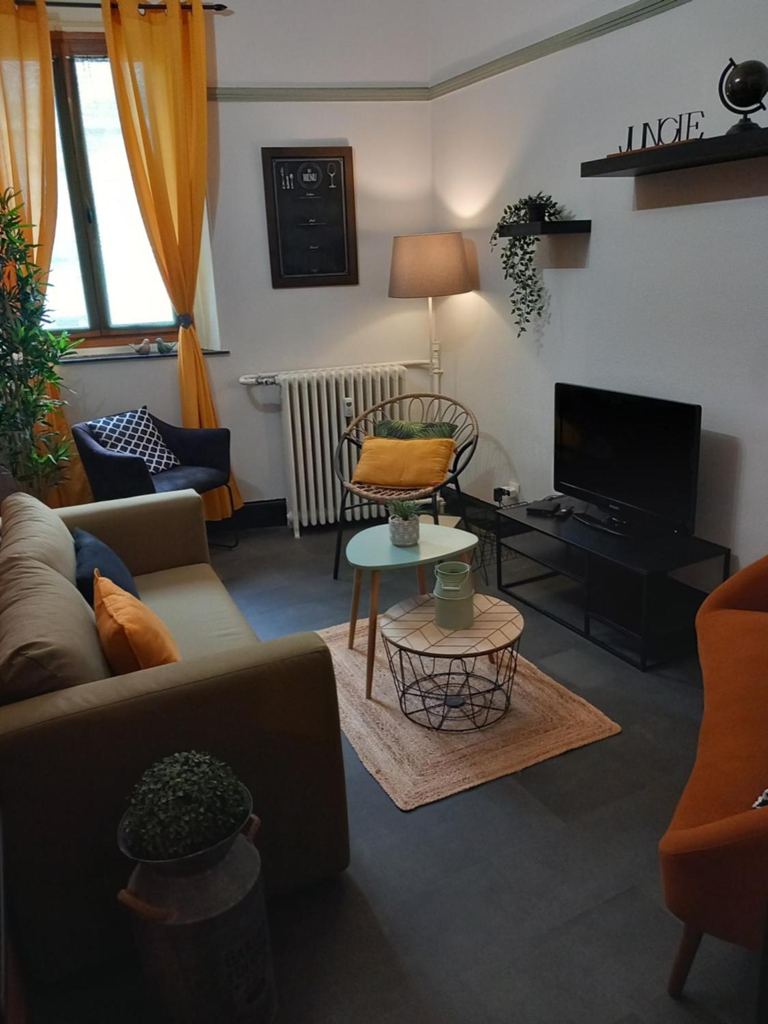 Les Loges Du Theatre Degustation Champagne Offerte Jacuzzi Sauna Jeux Velos Maison Prive 150M2 Historique 14Pers Max Emplacement Exceptionnel Et Chic, 200M De L'Avenue De Champagne, Gare, Musee, Jardins, Restaurations, Toutes Commodites Épernay Zewnętrze zdjęcie